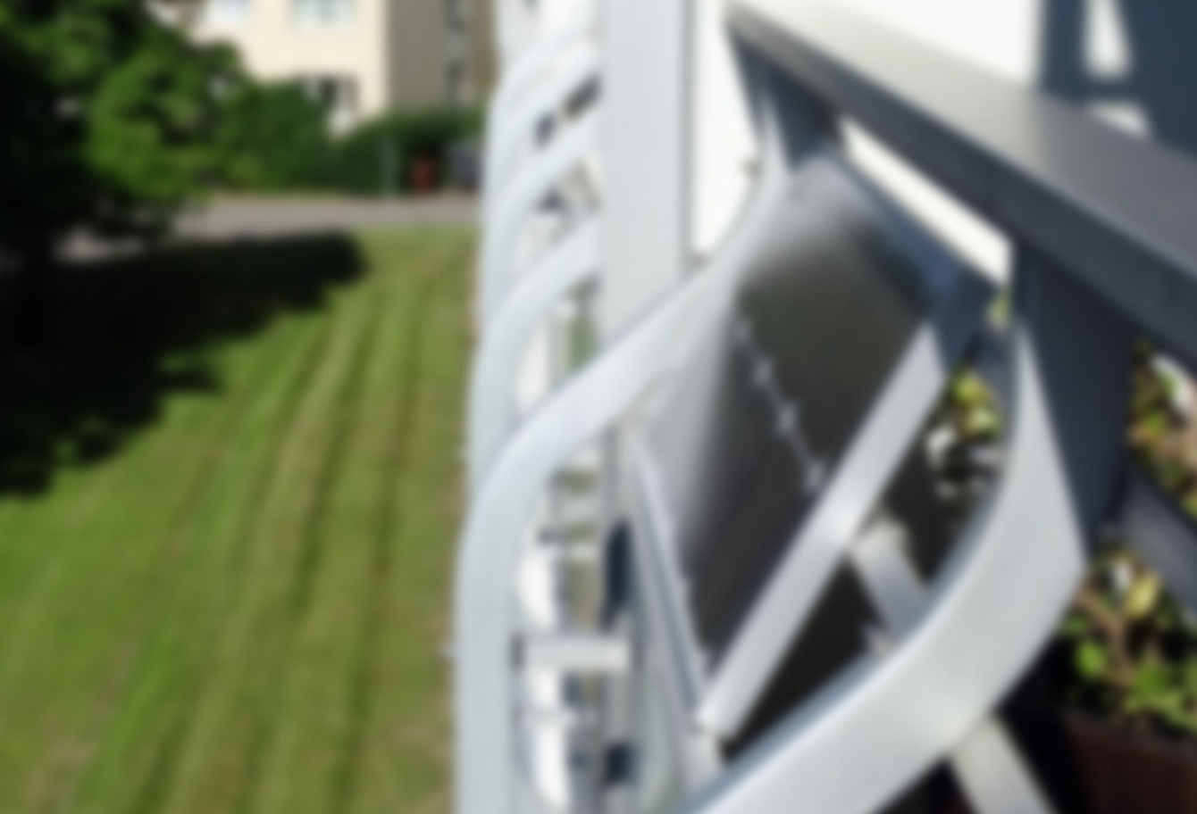 Balkon­kraftwerk bei Hauser Elektrotechnik in Rodgau